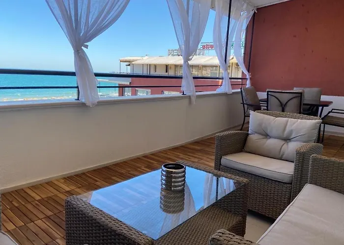 Seaview Heaven Sunny Apartment