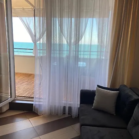 Seaview Heaven Sunny Apartment